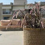 Apolonio Evia Aparthotel 4*