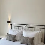 Apolonio Evia 4*