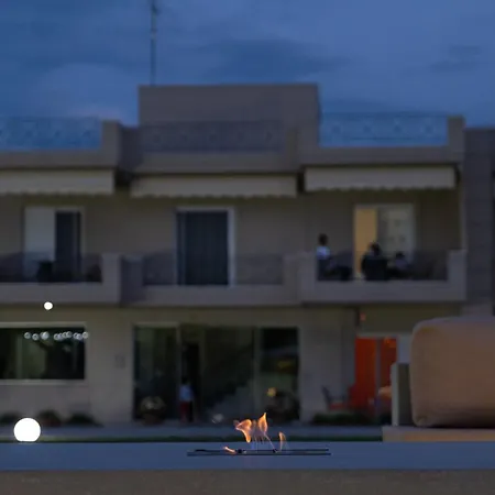 Apolonio Evia Lejlighedshotel 4*