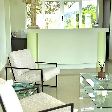 Apolonio Evia Aparthotel