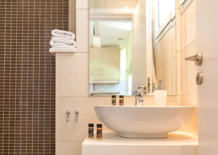 Apolonio Evia Aparthotel 4*